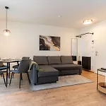 Casavia Bahnhof - Bright Collection Apartament *